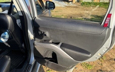 Mitsubishi Outlander III рестайлинг 3, 2010 год, 1 000 050 рублей, 12 фотография