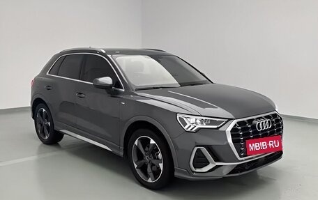 Audi Q3, 2021 год, 2 000 000 рублей, 3 фотография