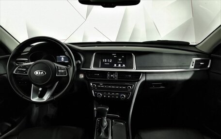 KIA Optima IV, 2018 год, 1 595 950 рублей, 13 фотография