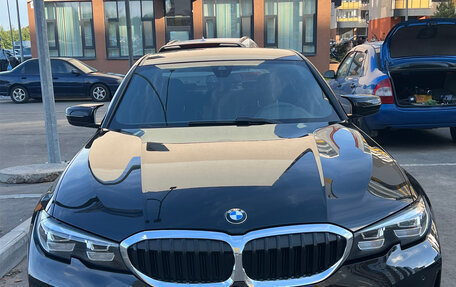BMW 3 серия, 2020 год, 2 900 000 рублей, 26 фотография