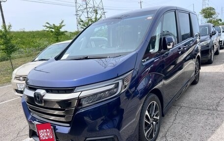 Honda Stepwgn IV, 2020 год, 2 700 000 рублей, 5 фотография