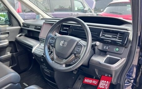 Honda Stepwgn IV, 2020 год, 2 700 000 рублей, 17 фотография