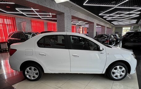 Renault Logan II, 2017 год, 965 000 рублей, 6 фотография