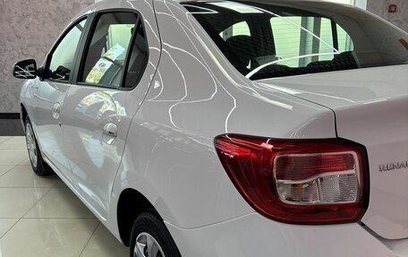 Renault Logan II, 2017 год, 965 000 рублей, 11 фотография