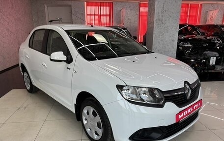 Renault Logan II, 2017 год, 965 000 рублей, 7 фотография