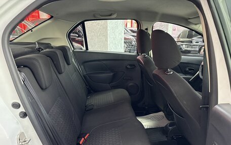 Renault Logan II, 2017 год, 965 000 рублей, 16 фотография