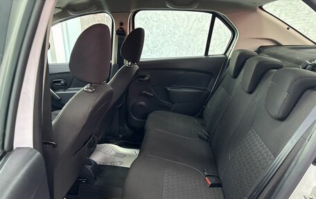 Renault Logan II, 2017 год, 965 000 рублей, 14 фотография