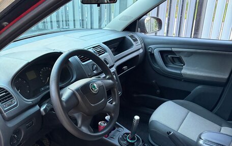 Skoda Fabia II, 2010 год, 290 000 рублей, 6 фотография