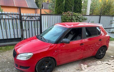 Skoda Fabia II, 2010 год, 290 000 рублей, 3 фотография