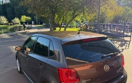 Volkswagen Polo VI (EU Market), 2011 год, 990 000 рублей, 2 фотография