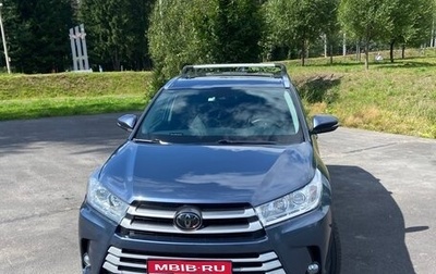 Toyota Highlander III, 2017 год, 3 550 000 рублей, 1 фотография