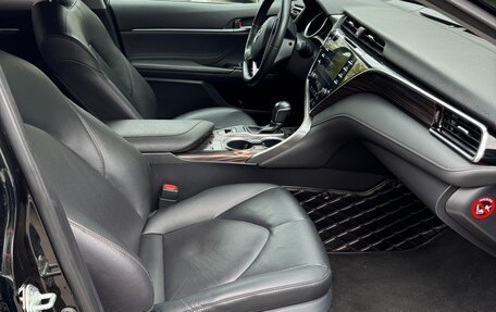 Toyota Camry, 2019 год, 2 900 000 рублей, 11 фотография