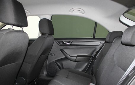Skoda Rapid I, 2018 год, 1 299 900 рублей, 10 фотография