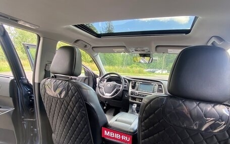 Toyota Highlander III, 2017 год, 3 550 000 рублей, 16 фотография