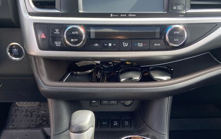 Toyota Highlander III, 2017 год, 3 550 000 рублей, 19 фотография