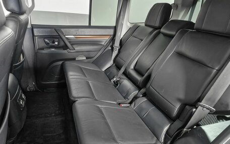 Mitsubishi Pajero IV, 2008 год, 1 090 000 рублей, 13 фотография
