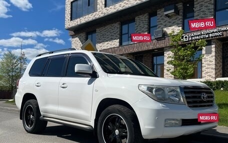 Toyota Land Cruiser 200, 2010 год, 2 850 000 рублей, 6 фотография