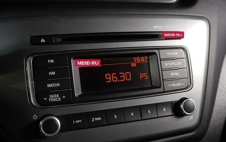 KIA Rio III рестайлинг, 2015 год, 999 000 рублей, 16 фотография