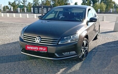 Volkswagen Passat B7, 2011 год, 1 200 000 рублей, 1 фотография