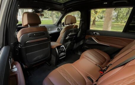 BMW X7, 2022 год, 11 500 000 рублей, 16 фотография