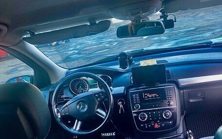 Mercedes-Benz R-Класс, 2008 год, 680 000 рублей, 2 фотография