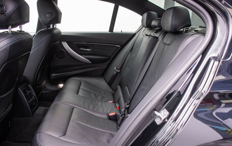 BMW 3 серия, 2018 год, 2 570 000 рублей, 11 фотография
