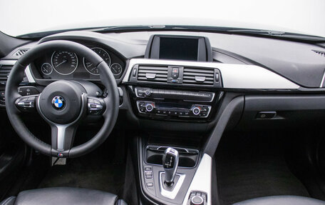 BMW 3 серия, 2018 год, 2 570 000 рублей, 13 фотография