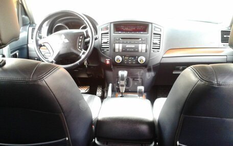 Mitsubishi Pajero IV, 2007 год, 1 080 000 рублей, 12 фотография