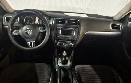 Volkswagen Jetta VI, 2014 год, 630 000 рублей, 9 фотография