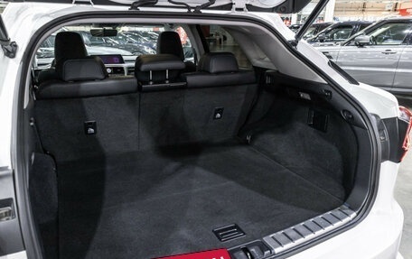 Lexus RX IV рестайлинг, 2019 год, 4 399 700 рублей, 26 фотография
