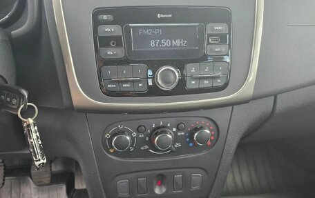Renault Logan II, 2021 год, 1 350 000 рублей, 9 фотография