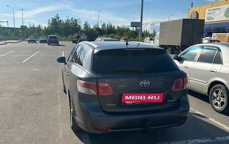 Toyota Avensis III рестайлинг, 2009 год, 750 000 рублей, 2 фотография
