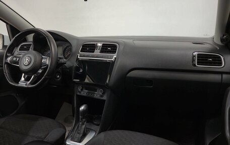 Volkswagen Polo VI (EU Market), 2018 год, 1 020 000 рублей, 12 фотография