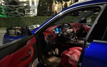 Maserati Levante I, 2017 год, 6 300 000 рублей, 6 фотография