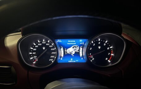Maserati Levante I, 2017 год, 6 300 000 рублей, 9 фотография
