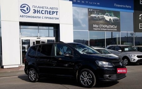 Volkswagen Touran III, 2010 год, 730 000 рублей, 5 фотография