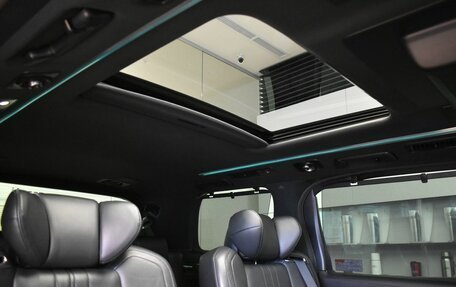 Toyota Alphard III, 2019 год, 3 990 000 рублей, 30 фотография