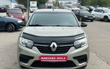 Renault Logan II, 2019 год, 899 900 рублей, 3 фотография