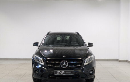 Mercedes-Benz GLA, 2019 год, 1 950 000 рублей, 2 фотография