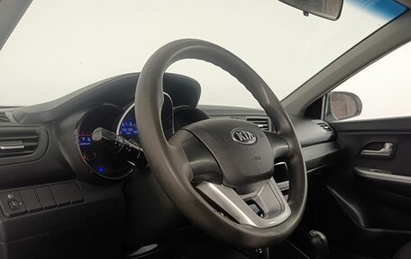 KIA Rio III рестайлинг, 2013 год, 790 000 рублей, 9 фотография