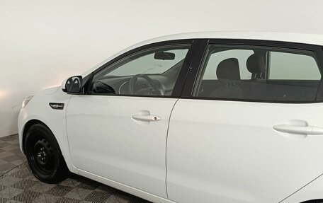 KIA Rio III рестайлинг, 2013 год, 790 000 рублей, 20 фотография
