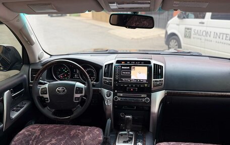 Toyota Land Cruiser 200, 2012 год, 3 100 000 рублей, 19 фотография