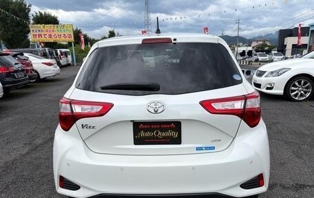 Toyota Vitz, 2020 год, 900 000 рублей, 8 фотография