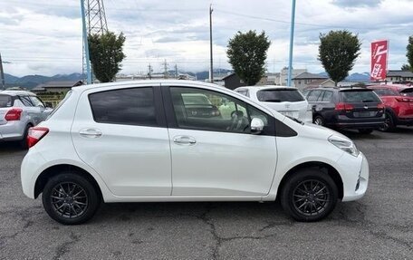 Toyota Vitz, 2020 год, 900 000 рублей, 5 фотография