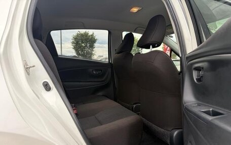 Toyota Vitz, 2020 год, 900 000 рублей, 24 фотография