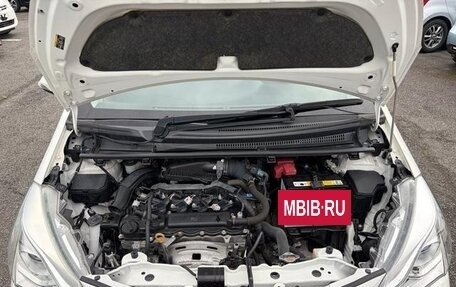 Toyota Vitz, 2020 год, 900 000 рублей, 29 фотография