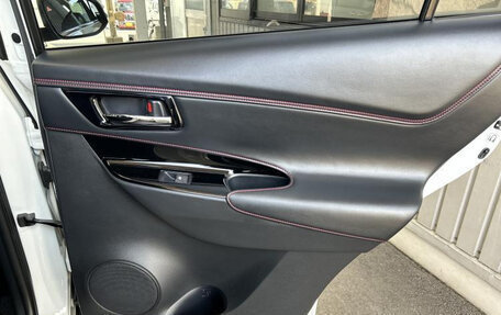 Toyota Harrier, 2019 год, 2 108 000 рублей, 24 фотография