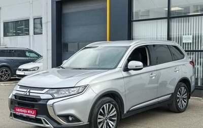 Mitsubishi Outlander III рестайлинг 3, 2021 год, 2 650 000 рублей, 1 фотография