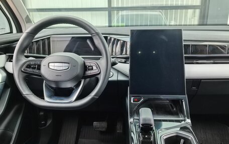 Geely Atlas, 2023 год, 2 770 000 рублей, 18 фотография