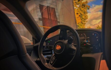 Porsche Taycan I, 2021 год, 7 890 000 рублей, 9 фотография